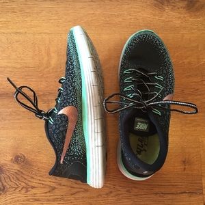 Nike Free Runs - Teal, Black, & Rose Gold
